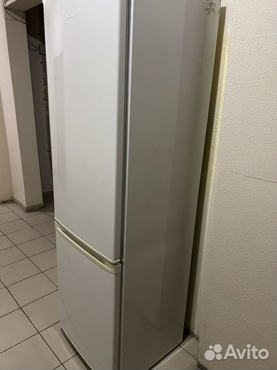 Холодильник