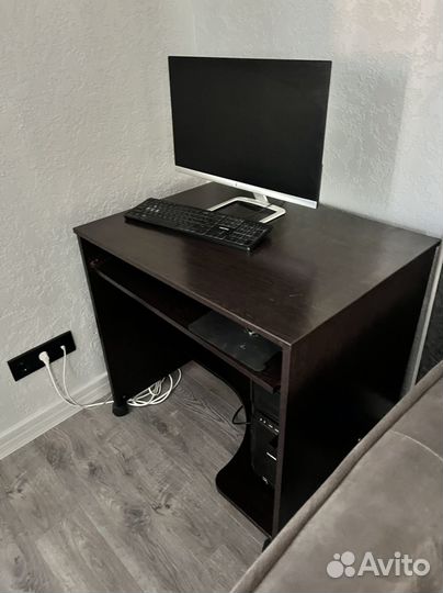 Компьютерный стол бу