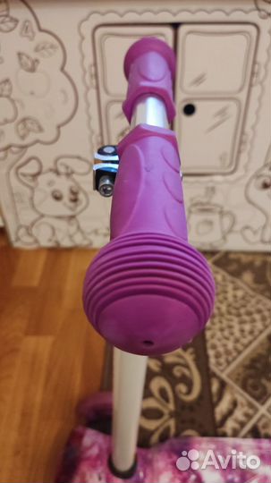 Самокат трехколесный Reaction фиолетовый