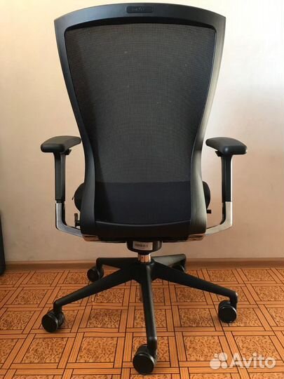 Компьютерное кресло Sidiz (Ю.Корея)