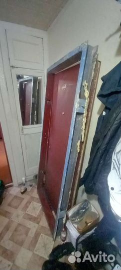 Дверь входная металлическая