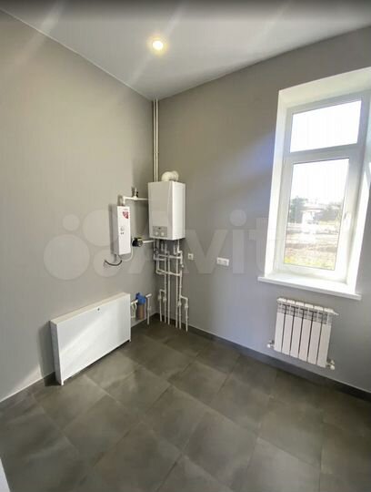 Дом 180 м² на участке 7 сот.