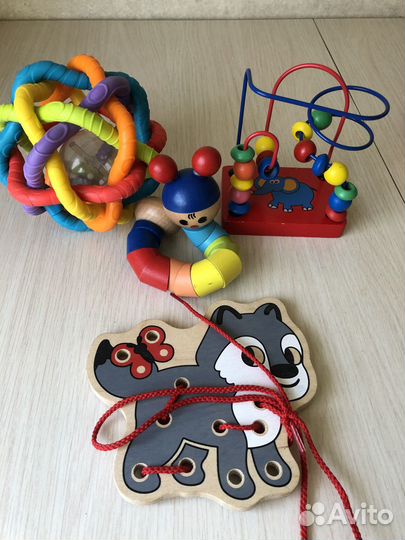 Развивающие игрушки для малышей