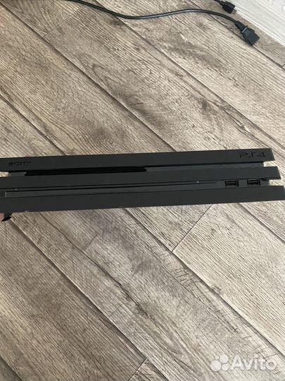 Sony PS4 pro 1tb