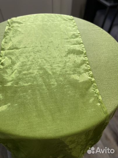 Скатерть с комплектом дорожек