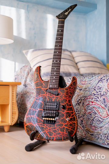 Charvel model 5 FX (lava crackle) 1988