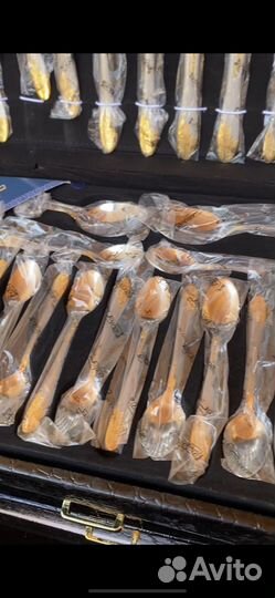 Столовые приборы на 12 персон