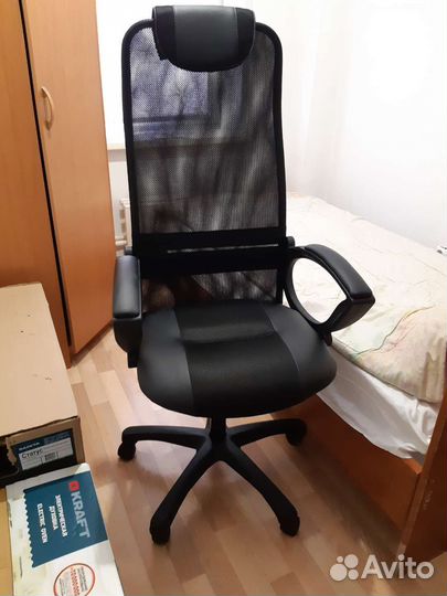 Новое компьютерное кресло