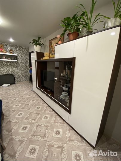 Стенка в гостиную бу