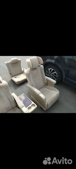 Капитанские сиденья кресла Toyota alphard