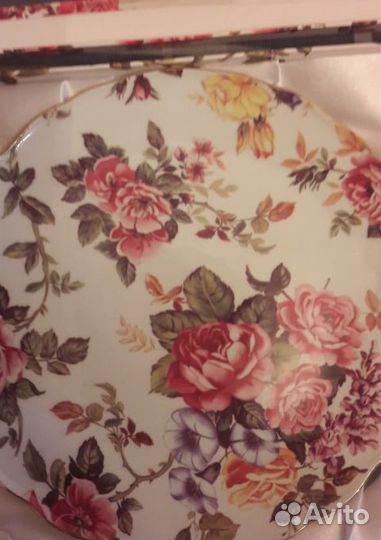 Тарелка для торта с ложкой