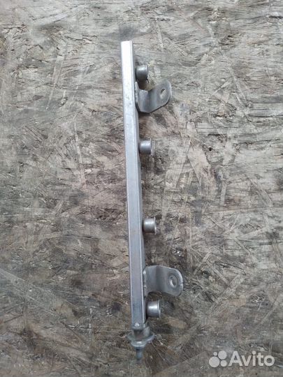 Рампа топливная Hyundai Solaris 1 / Kia Rio 3