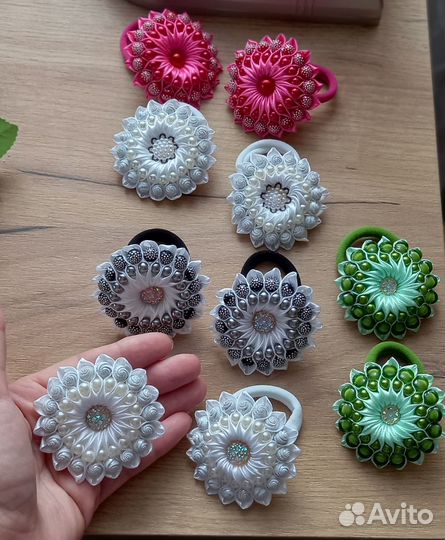 Резиночки красивые цветочки