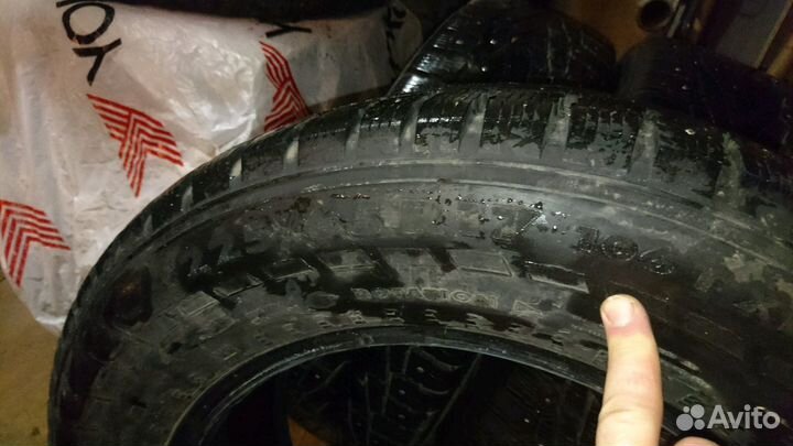 Nokian Tyres Hakkapeliitta 7 225/65 R17