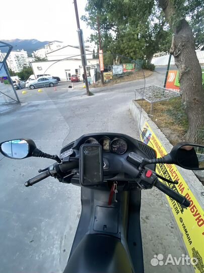 Yamaha Majesty 400 скутер максискутер