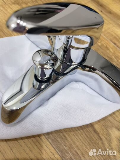 Смеситель для ванны aquanet