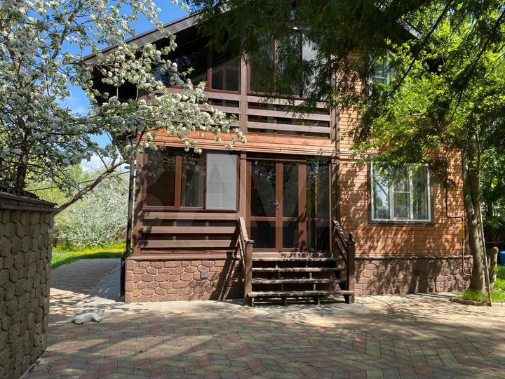 Дом 160 м² на участке 30 сот.