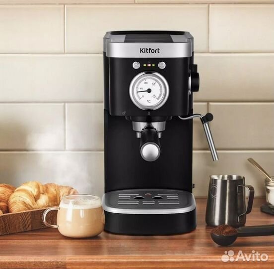 Рожковая кофеварка Kitfort кт-788 Black
