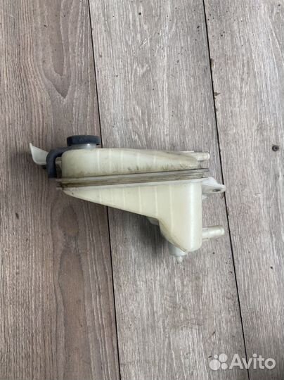 Бачок расширительный Toyota Corolla E150 Тойота