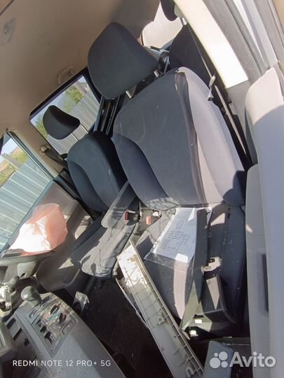 В разборе Honda Freed 2008-2016