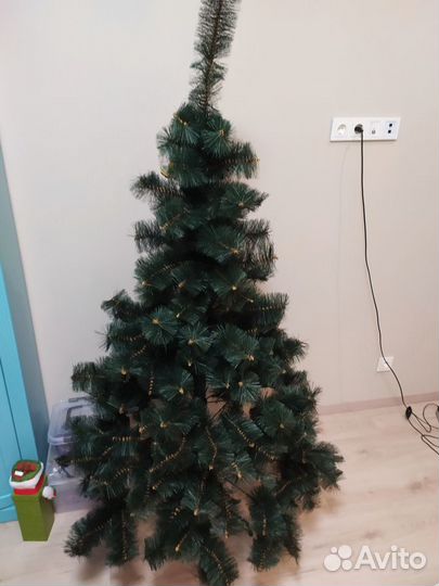 Елка искусственная