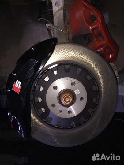 Комплект тормозной системы Audi Q8 2018