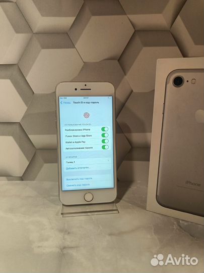 iPhone 7, 32 ГБ