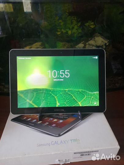 Планшет Samsung GT P7500