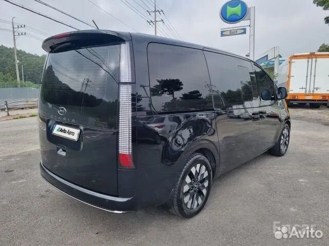 Hyundai Staria 2.2 AT, 2021, 67 700 км