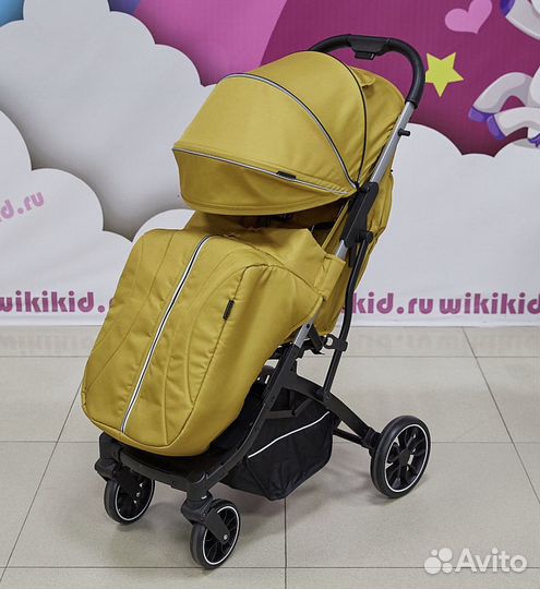 Коляска прогулочная Luxmom V3