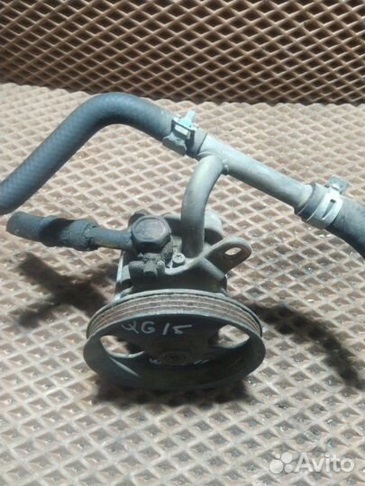 Насос гидроусилителя Nissan Wingroad WFY11 QG15DE