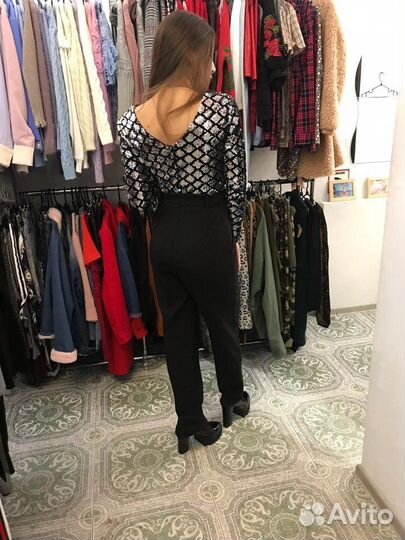 Комбинезон женский вечерний 42 44 новый