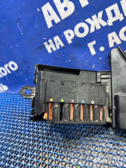 Блок предохранителей Mercedes-Benz W211 седан 2006