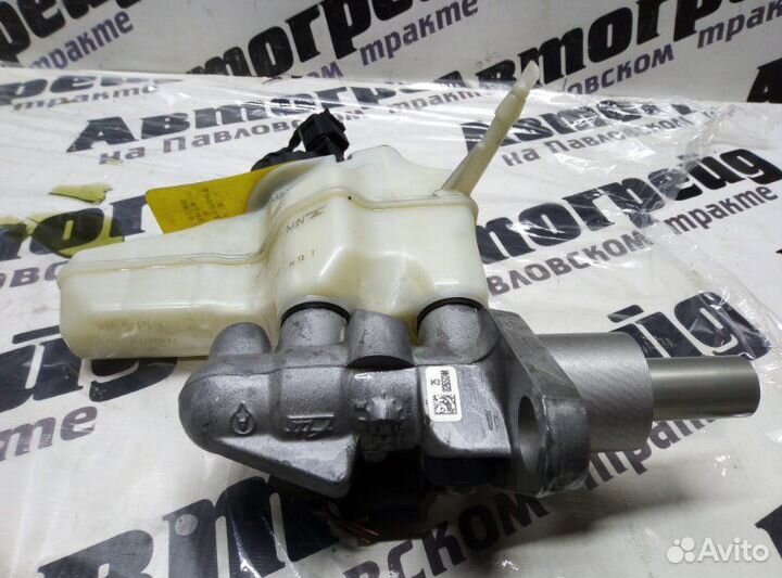 Цилиндр главный тормозной Volkswagen Passat Cc 357