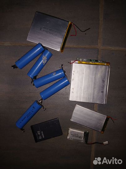 Разные литиевые аккумуляторы 18650, Li-Po