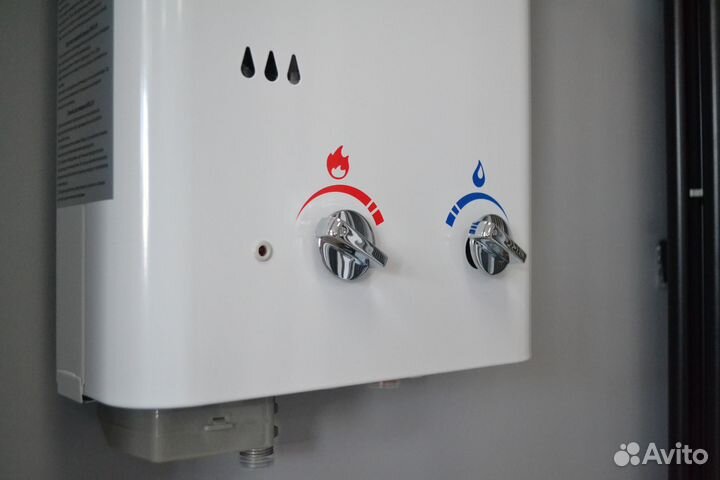 Газовая колонка (бездымоходная)