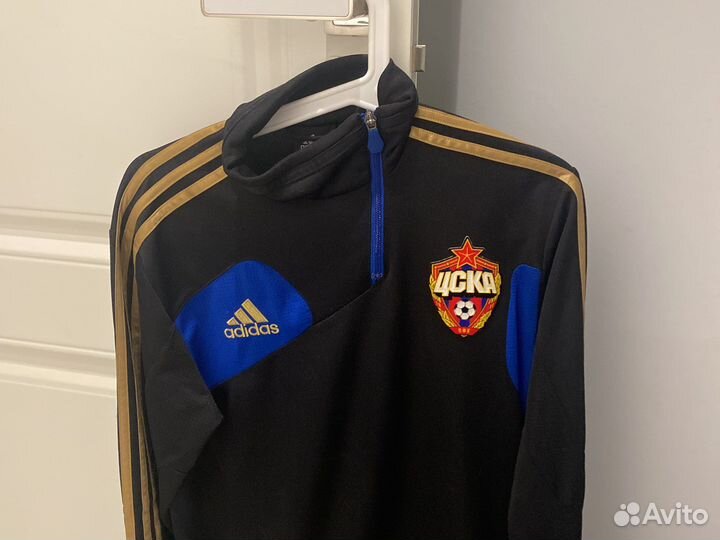 Автограф Игоря Акинфеева