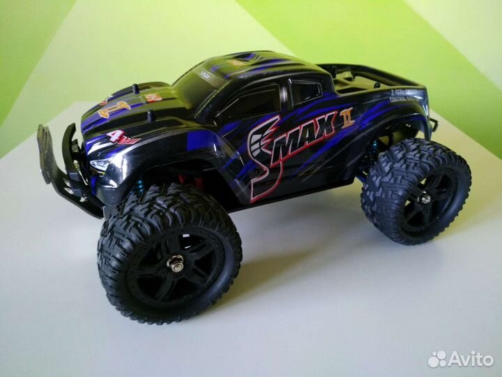 Машинка р/у Remo hobby smax б/к 1/16