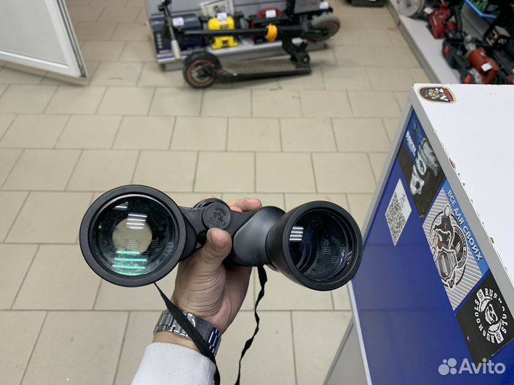 Бинокль Tasco 20x50