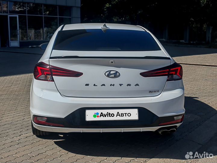 Hyundai Elantra 1.6 AT, 2019, 62 000 км