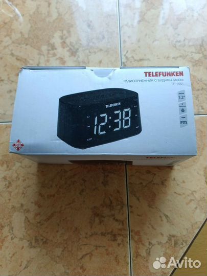 Радиоприемник с будильником 