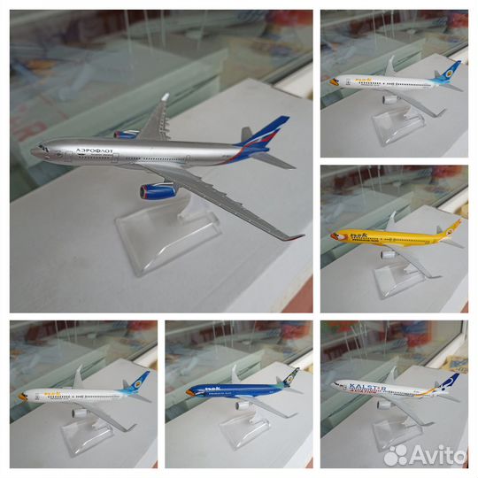 Модель самолета металл