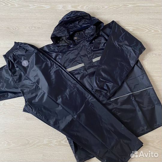 Непромокаемый костюм 