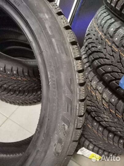Pirelli Ice Zero 295/40 R21