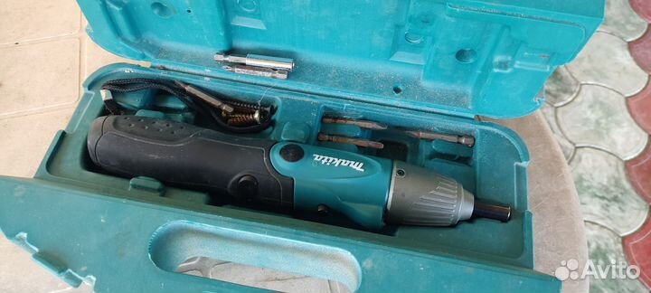 Шуруповерт makita бу