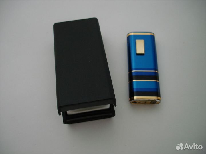 Зажигалка в футляре