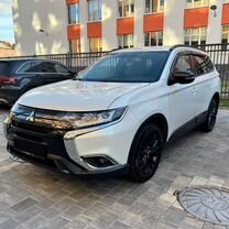 Mitsubishi Outlander 2.0 CVT, 2021, 53 000 км, с пробегом, цена 2 450 000 руб.