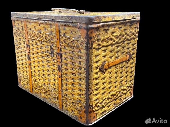 Старинная кондитерская коробка абрикосовъ