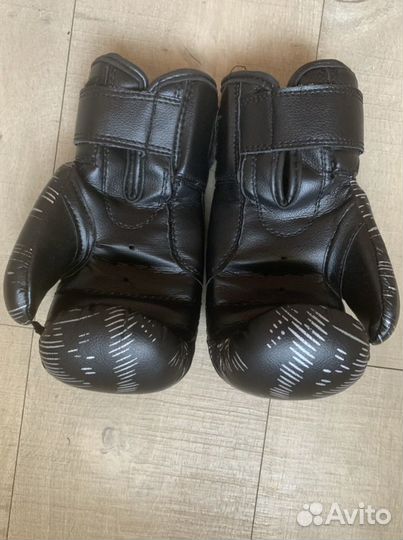 Боксерские перчатки на мальчика, размер s