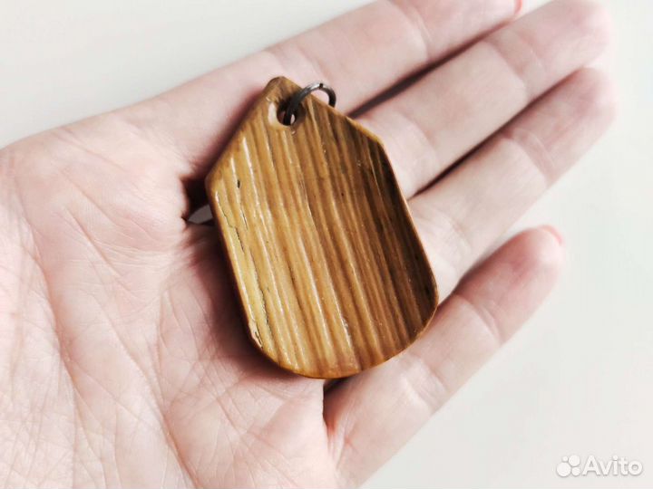 Отщеп мамонта Кулон из кости мамонта